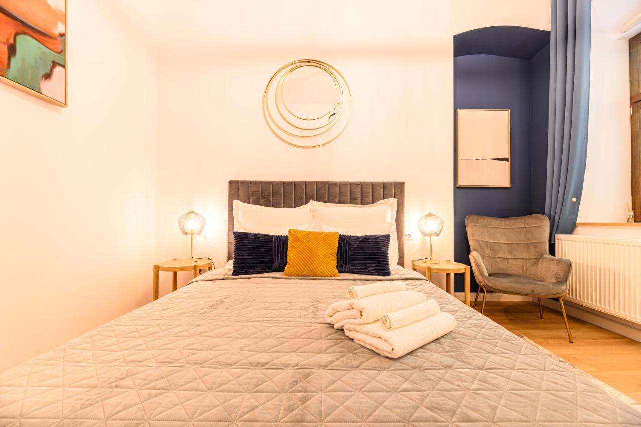 Appartamento Uptown 46 Braşov Esterno foto